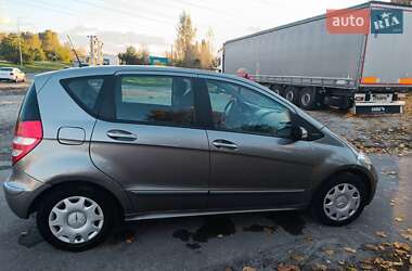 Хэтчбек Mercedes-Benz A-Class 2005 в 