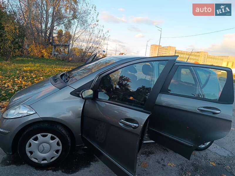 Хэтчбек Mercedes-Benz A-Class 2005 в Киеве