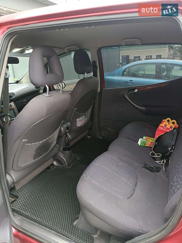 Хэтчбек Mercedes-Benz A-Class 2001 в Кривом Роге