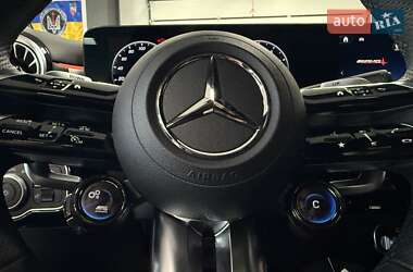 Хетчбек Mercedes-Benz A-Class 2023 в 