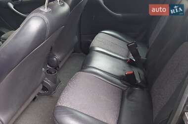 Хэтчбек Mercedes-Benz A-Class 2003 в 