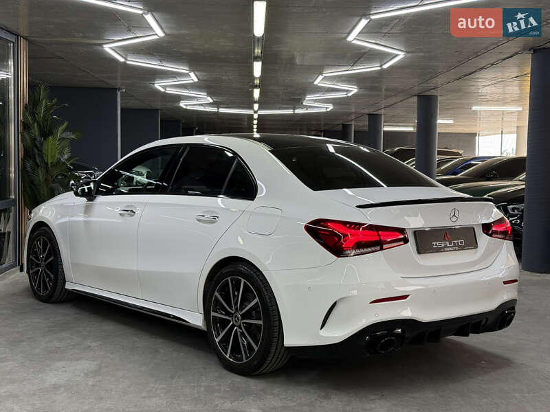 Седан Mercedes-Benz A-Class 2018 в Одесі