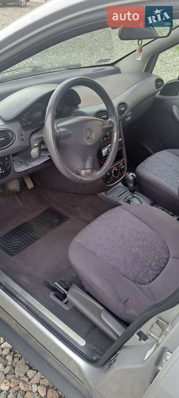 Хэтчбек Mercedes-Benz A-Class 2001 в Рахове фото 14 Хэтчбек Mercedes-Benz A-Class 2001 в Рахове