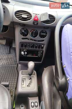 Хетчбек Mercedes-Benz A-Class 1999 в 