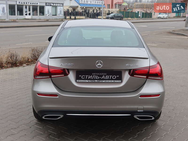 Седан Mercedes-Benz A-Class 2019 в Одессе