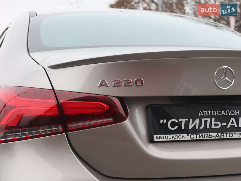 Седан Mercedes-Benz A-Class 2019 в Одессе