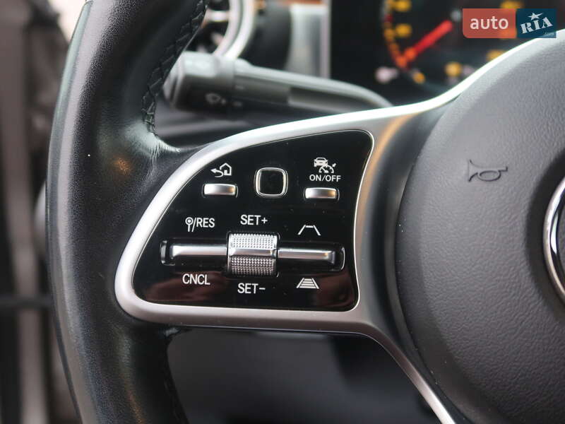 Седан Mercedes-Benz A-Class 2019 в Одессе