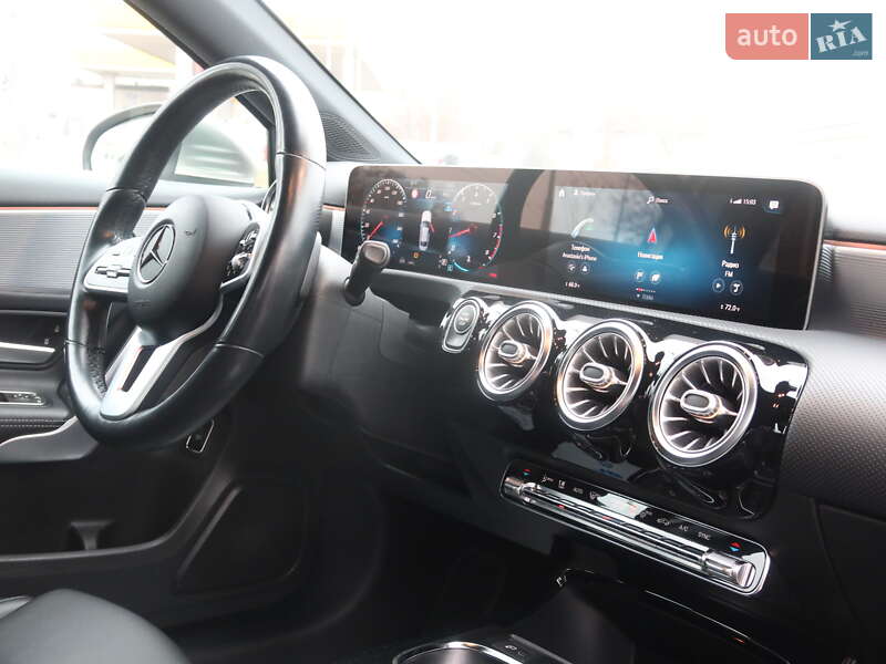 Седан Mercedes-Benz A-Class 2019 в Одессе
