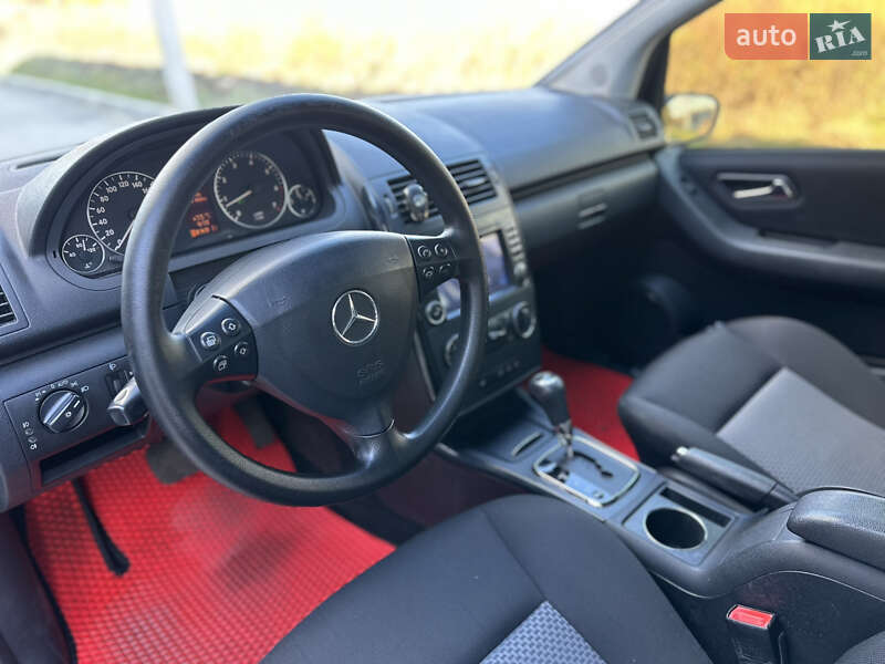 Хэтчбек Mercedes-Benz A-Class 2006 в Ивано-Франковске фото 14 Хэтчбек Mercedes-Benz A-Class 2006 в Ивано-Франковске