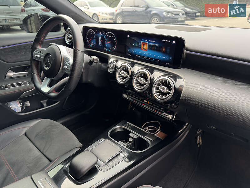 Седан Mercedes-Benz A-Class 2021 в Києві фото 15 Седан Mercedes-Benz A-Class 2021 в Києві