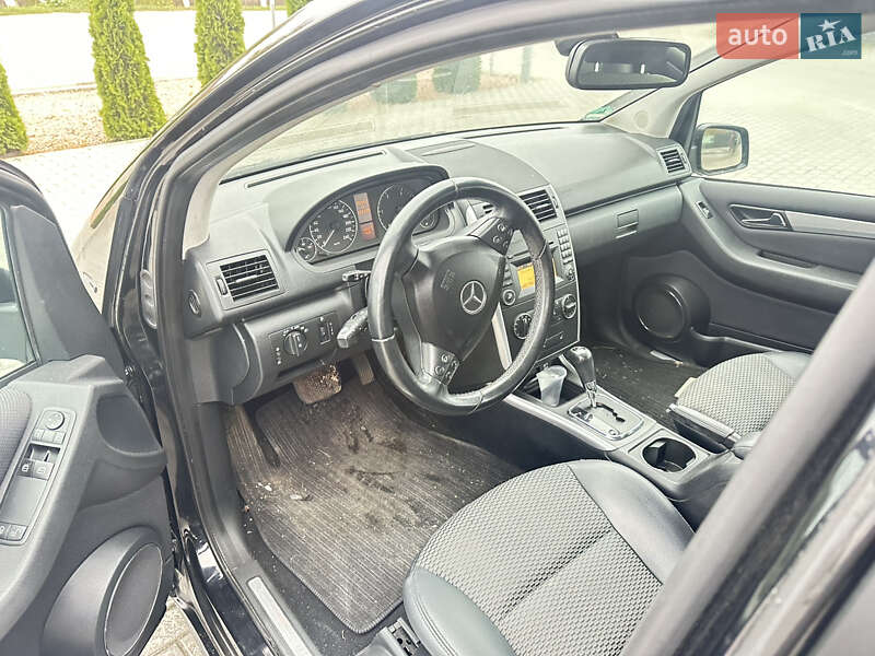 Хетчбек Mercedes-Benz A-Class 2009 в Києві фото 13 Хетчбек Mercedes-Benz A-Class 2009 в Києві