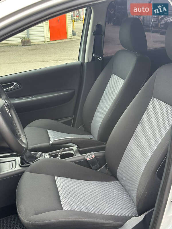 Хетчбек Mercedes-Benz A-Class 2005 в Черкасах фото 18 Хетчбек Mercedes-Benz A-Class 2005 в Черкасах