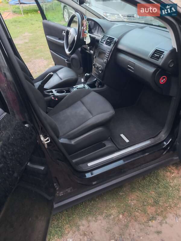 Хэтчбек Mercedes-Benz A-Class 2009 в Обухове фото 3 Хэтчбек Mercedes-Benz A-Class 2009 в Обухове