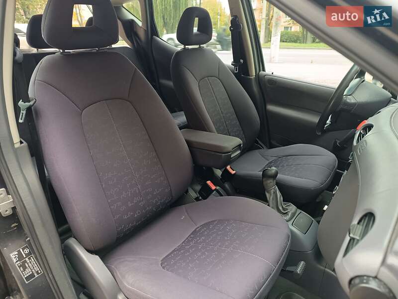 Хэтчбек Mercedes-Benz A-Class 2000 в Виннице фото 17 Хэтчбек Mercedes-Benz A-Class 2000 в Виннице
