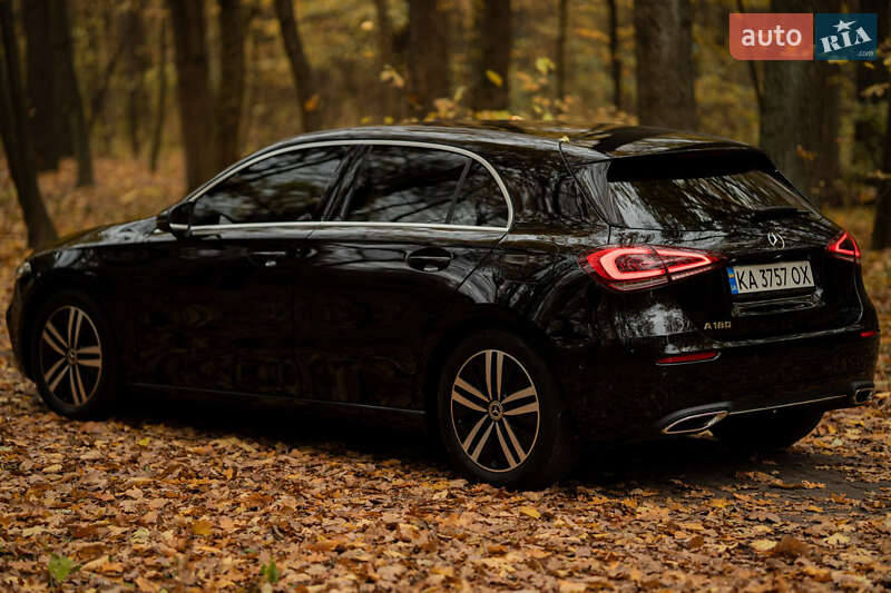 Хэтчбек Mercedes-Benz A-Class 2021 в Киеве фото 6 Хэтчбек Mercedes-Benz A-Class 2021 в Киеве