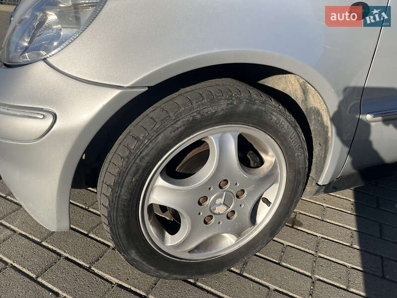 Хэтчбек Mercedes-Benz A-Class 2003 в Дрогобыче фото 12 Хэтчбек Mercedes-Benz A-Class 2003 в Дрогобыче