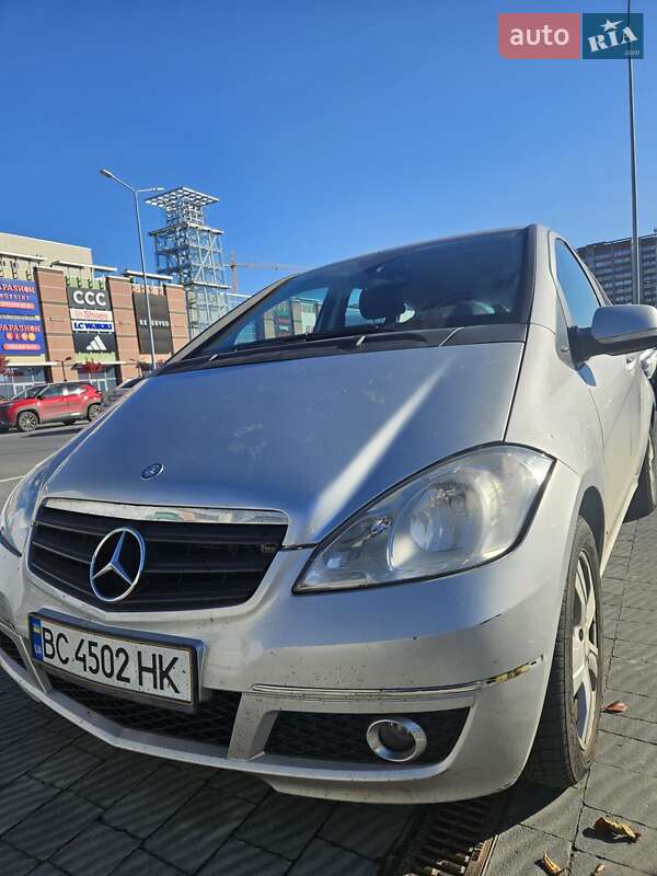 Хэтчбек Mercedes-Benz A-Class 2010 в Львове фото 2 Хэтчбек Mercedes-Benz A-Class 2010 в Львове