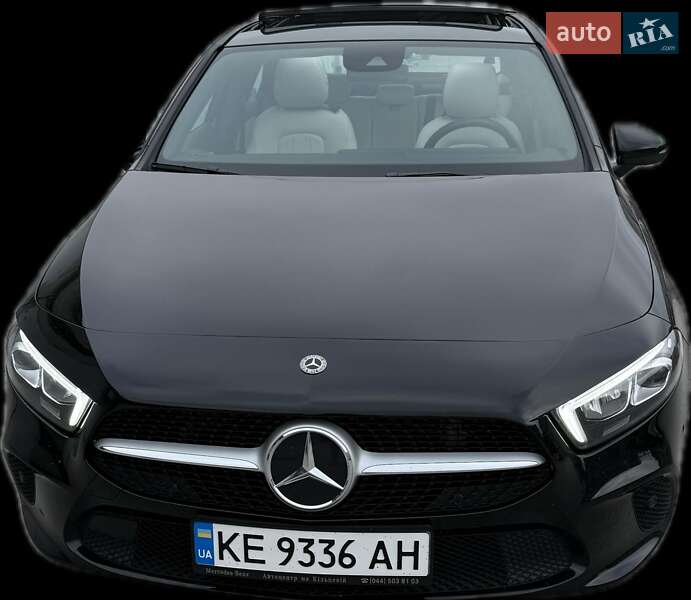 Седан Mercedes-Benz A-Class 2019 в Дніпрі фото Седан Mercedes-Benz A-Class 2019 в Дніпрі