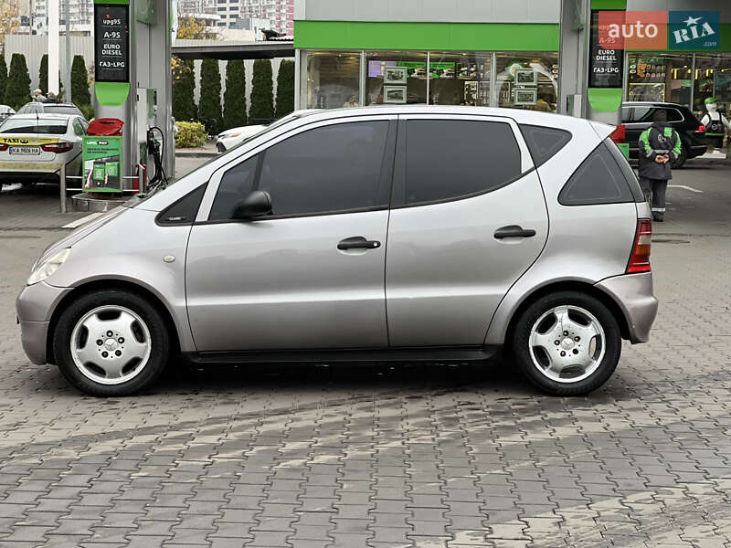Хэтчбек Mercedes-Benz A-Class 2000 в Киеве