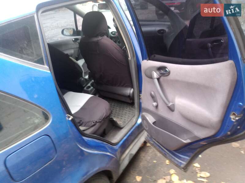 Хетчбек Mercedes-Benz A-Class 2000 в Києві фото 5 Хетчбек Mercedes-Benz A-Class 2000 в Києві