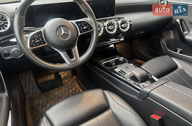 Хетчбек Mercedes-Benz A-Class 2018 в Дніпрі