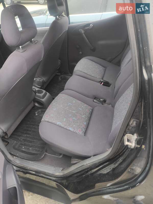 Хетчбек Mercedes-Benz A-Class 2000 в Тернополі фото 8 Хетчбек Mercedes-Benz A-Class 2000 в Тернополі