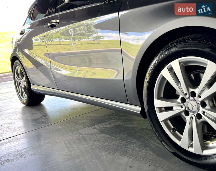 Хетчбек Mercedes-Benz A-Class 2017 в Звягелі