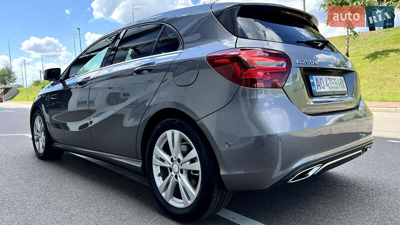 Хетчбек Mercedes-Benz A-Class 2017 в Звягелі