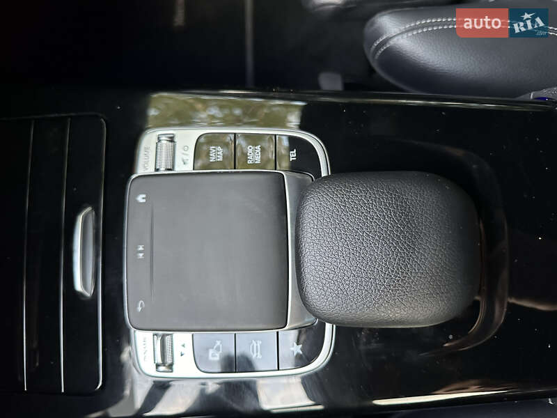 Хэтчбек Mercedes-Benz A-Class 2019 в Лохвице