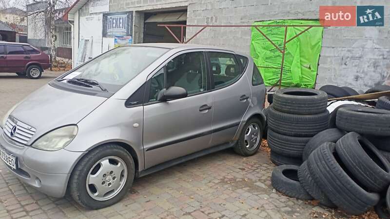 Хетчбек Mercedes-Benz A-Class 2001 в Новгородці фото 2 Хетчбек Mercedes-Benz A-Class 2001 в Новгородці