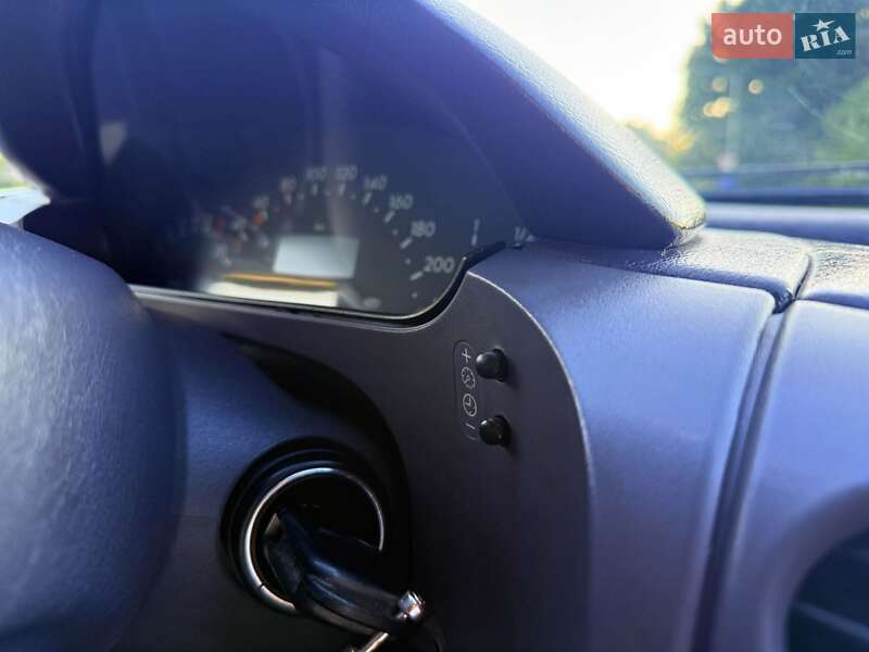 Хэтчбек Mercedes-Benz A-Class 1999 в Мене фото 18 Хэтчбек Mercedes-Benz A-Class 1999 в Мене