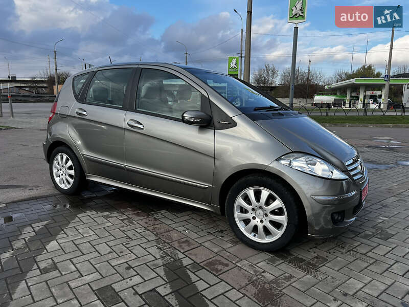 Хэтчбек Mercedes-Benz A-Class 2007 в Луцке фото 5 Хэтчбек Mercedes-Benz A-Class 2007 в Луцке