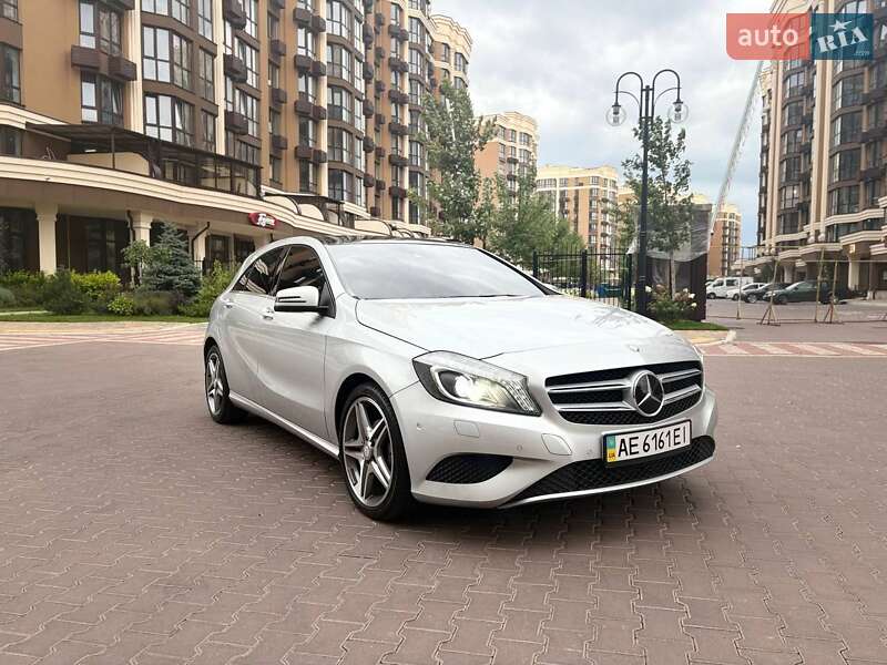 Хетчбек Mercedes-Benz A-Class 2012 в Києві фото 21 Хетчбек Mercedes-Benz A-Class 2012 в Києві