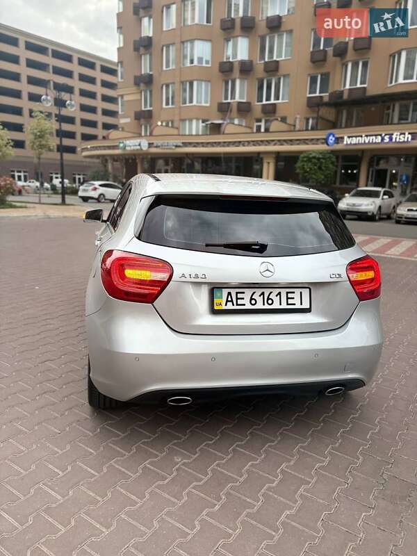 Хетчбек Mercedes-Benz A-Class 2012 в Києві фото 24 Хетчбек Mercedes-Benz A-Class 2012 в Києві