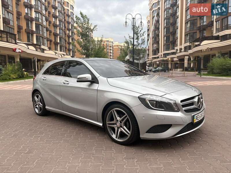 Хетчбек Mercedes-Benz A-Class 2012 в Києві фото 58 Хетчбек Mercedes-Benz A-Class 2012 в Києві