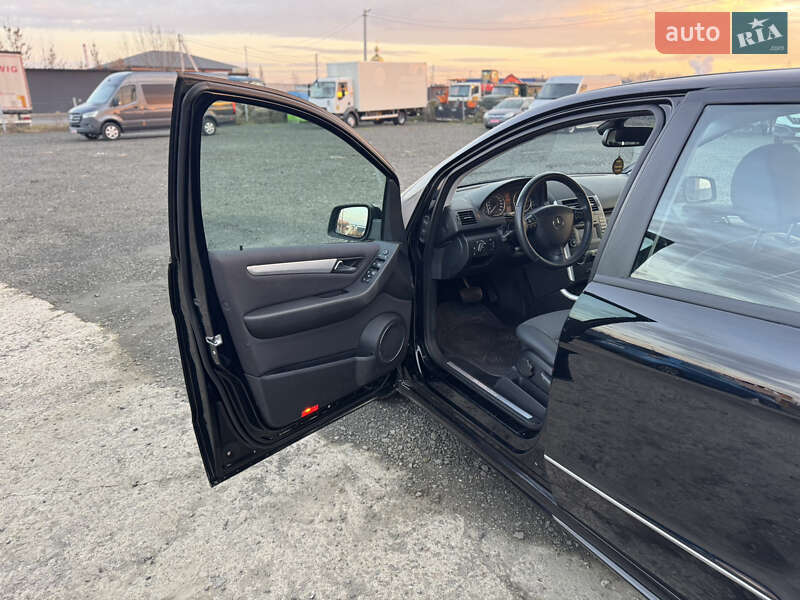 Хэтчбек Mercedes-Benz A-Class 2011 в Луцке фото 17 Хэтчбек Mercedes-Benz A-Class 2011 в Луцке