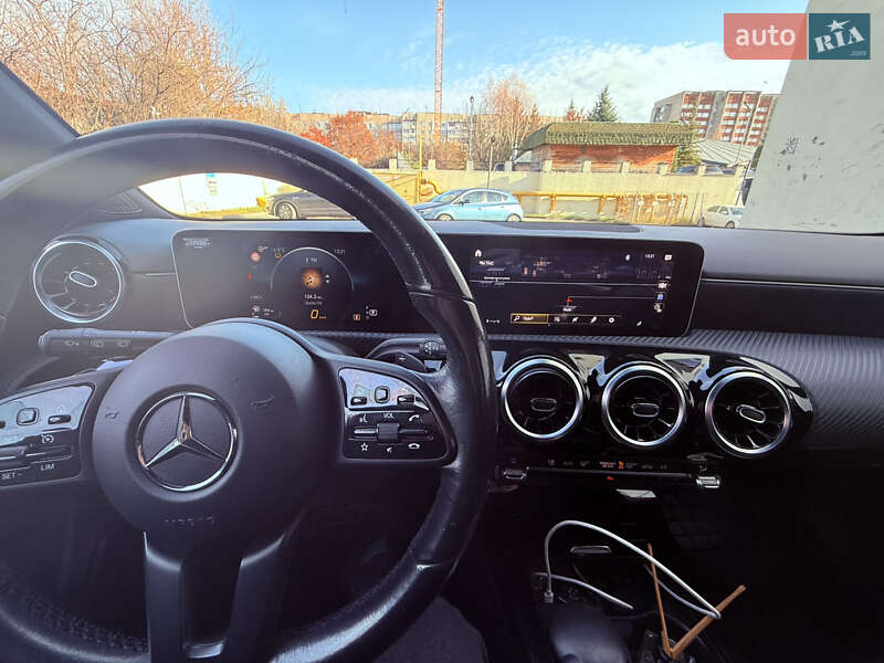 Хетчбек Mercedes-Benz A-Class 2019 в Львові