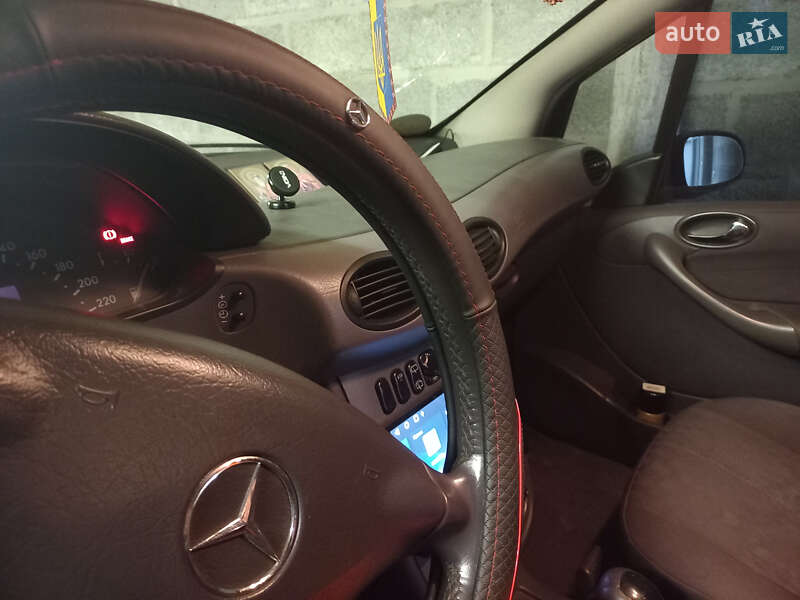 Хэтчбек Mercedes-Benz A-Class 2003 в Золотоноше фото 10 Хэтчбек Mercedes-Benz A-Class 2003 в Золотоноше