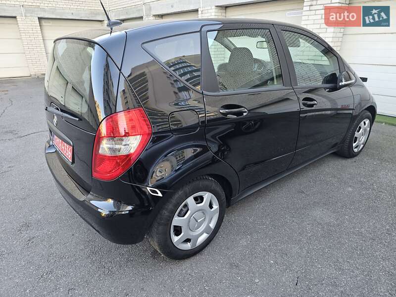 Хэтчбек Mercedes-Benz A-Class 2012 в Ровно фото 5 Хэтчбек Mercedes-Benz A-Class 2012 в Ровно