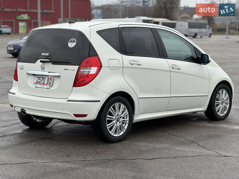 Хэтчбек Mercedes-Benz A-Class 2011 в Киеве
