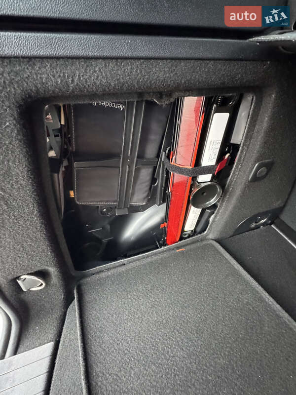 Хэтчбек Mercedes-Benz A-Class 2011 в Киеве