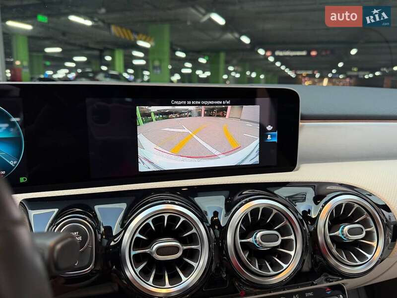 Седан Mercedes-Benz A-Class 2020 в Киеве