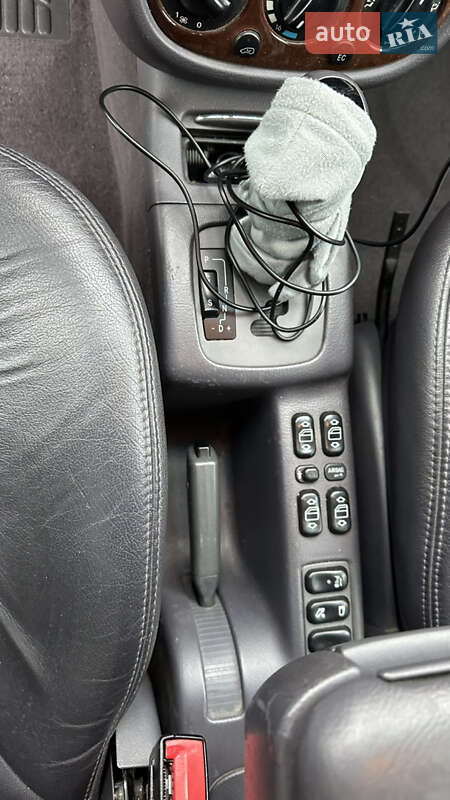 Хэтчбек Mercedes-Benz A-Class 2001 в Житомире фото 22 Хэтчбек Mercedes-Benz A-Class 2001 в Житомире