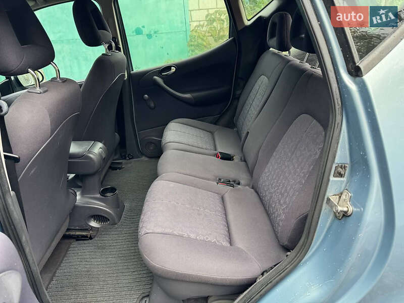 Хэтчбек Mercedes-Benz A-Class 2003 в Песковке