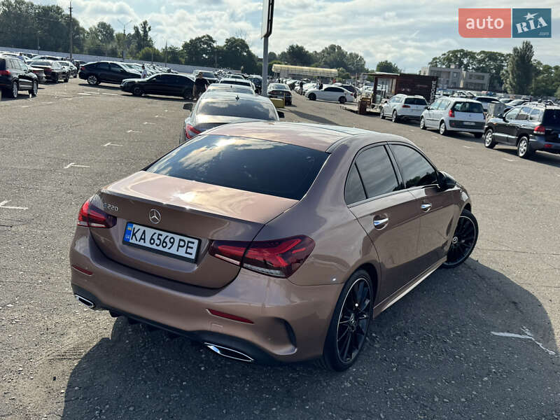 Седан Mercedes-Benz A-Class 2021 в Киеве
