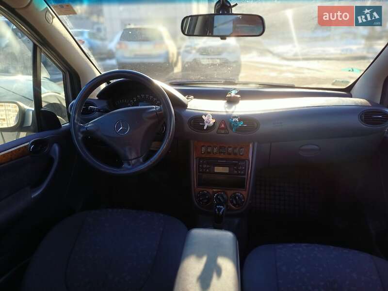 Хэтчбек Mercedes-Benz A-Class 2002 в Львове фото 6 Хэтчбек Mercedes-Benz A-Class 2002 в Львове