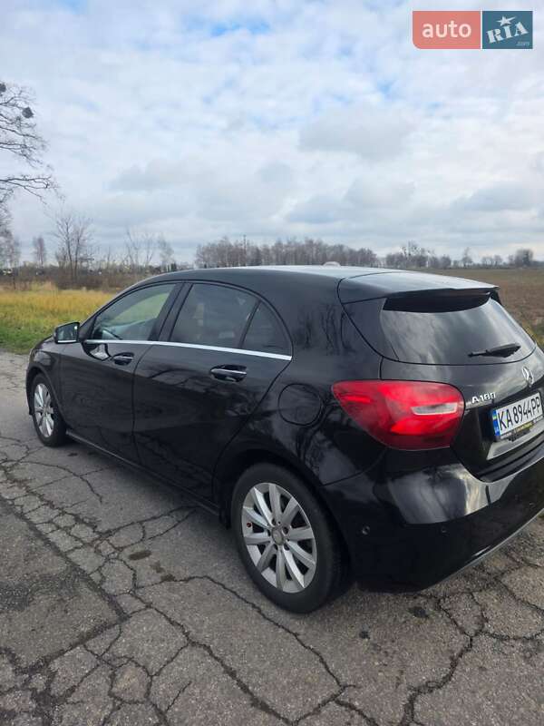 Хетчбек Mercedes-Benz A-Class 2015 в Києві фото 12 Хетчбек Mercedes-Benz A-Class 2015 в Києві