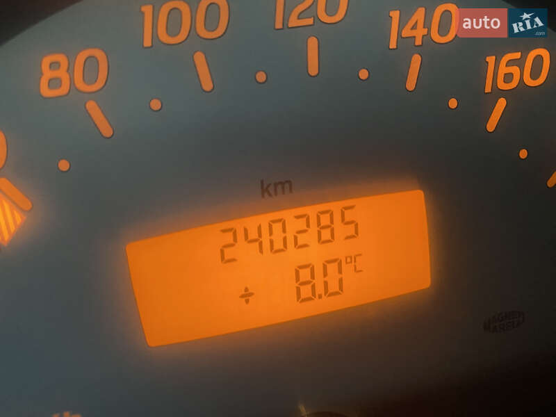 Хэтчбек Mercedes-Benz A-Class 2000 в Черкассах фото 6 Хэтчбек Mercedes-Benz A-Class 2000 в Черкассах