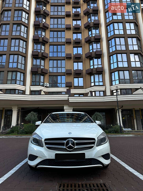 Хэтчбек Mercedes-Benz A-Class 2013 в Киеве фото 28 Хэтчбек Mercedes-Benz A-Class 2013 в Киеве