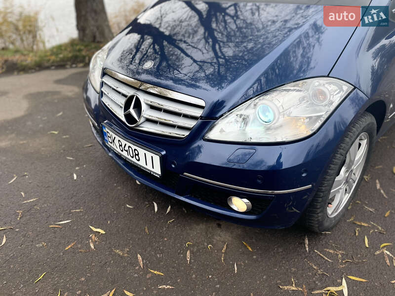 Хэтчбек Mercedes-Benz A-Class 2010 в Ровно фото 20 Хэтчбек Mercedes-Benz A-Class 2010 в Ровно